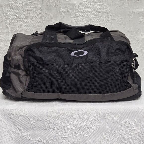 Oakley Icon 2.0 Software Grey Canvas Leather Handle Large Duffle Bag Y2K